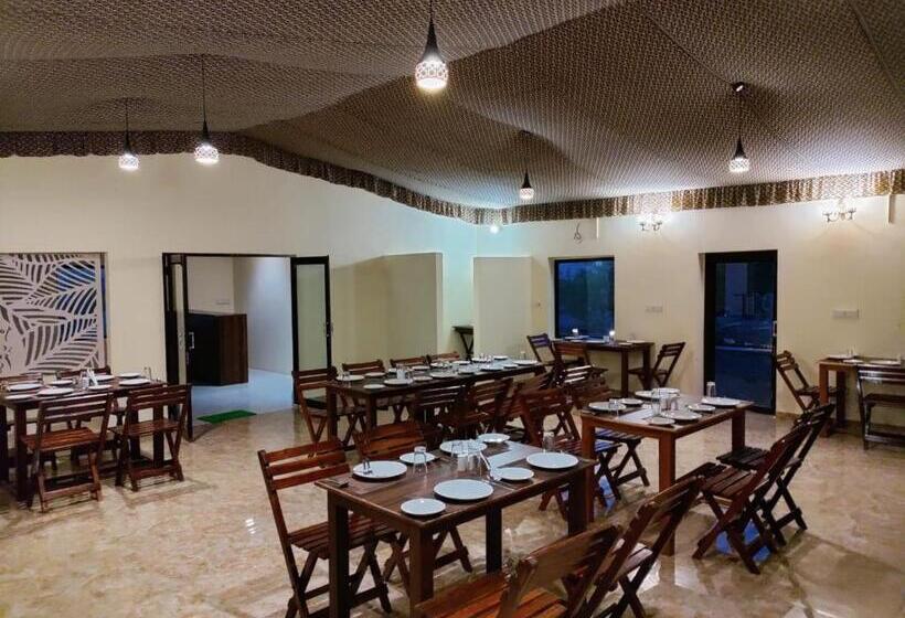 Standard Tent, Camel Resort