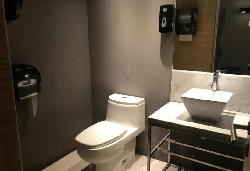 سوییت, Casa Esmeralda