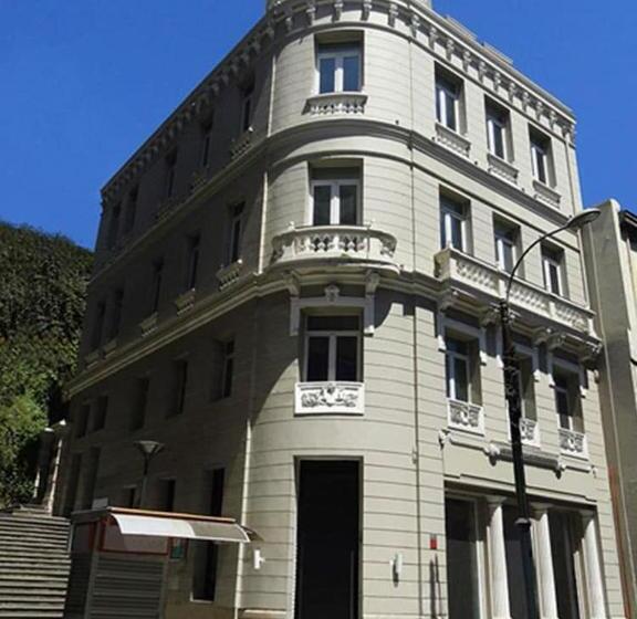 سوییت لوکس, Casa Esmeralda