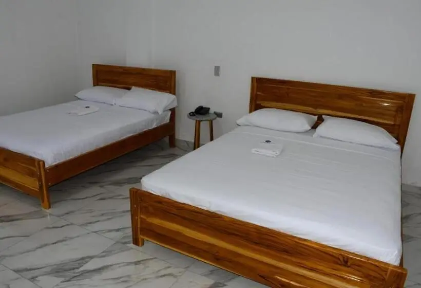 スタンダードルーム, Hostal Amelia De La Rosa