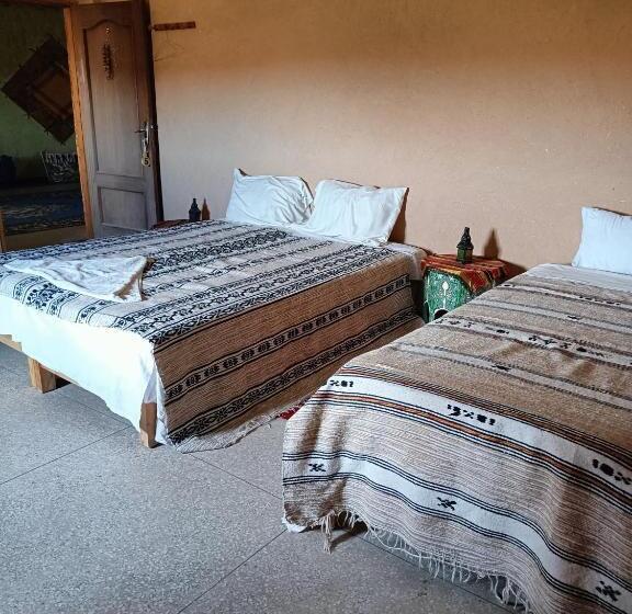 اتاق راحتی سه تخته, Kasbah Tasseurte