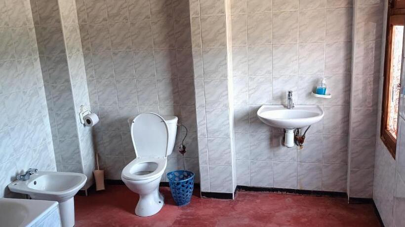 اتاق راحتی سه تخته, Kasbah Tasseurte