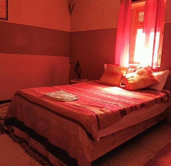 اتاق لوکس, Kasbah Tasseurte