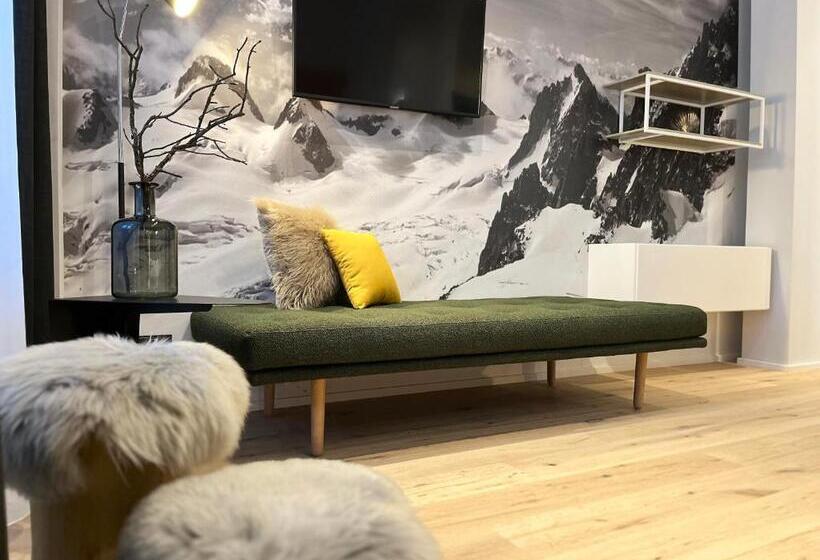 デラックスルーム, Mariandl Am Berg