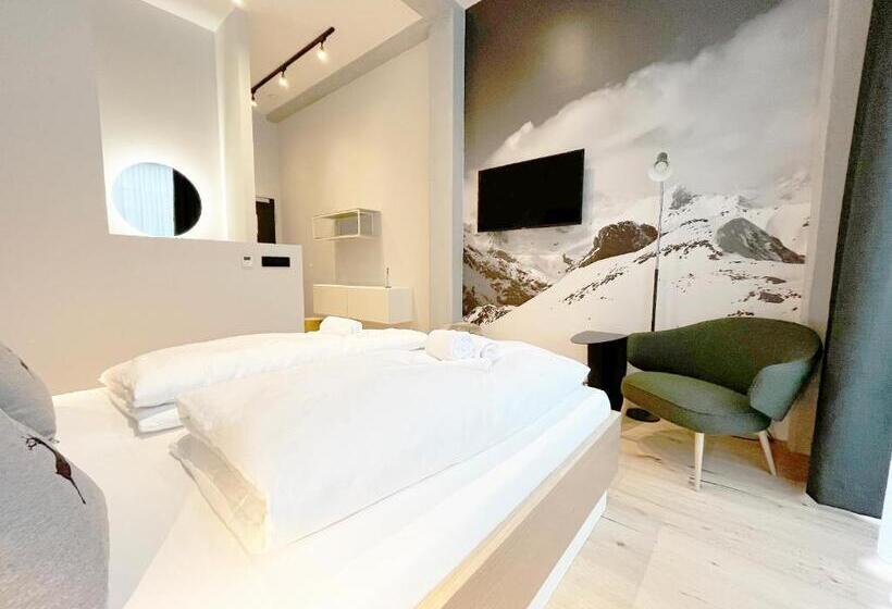 デラックスルーム, Mariandl Am Berg