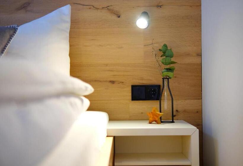 バルコニー付きスタンダードトリプルルーム, Mariandl Am Berg