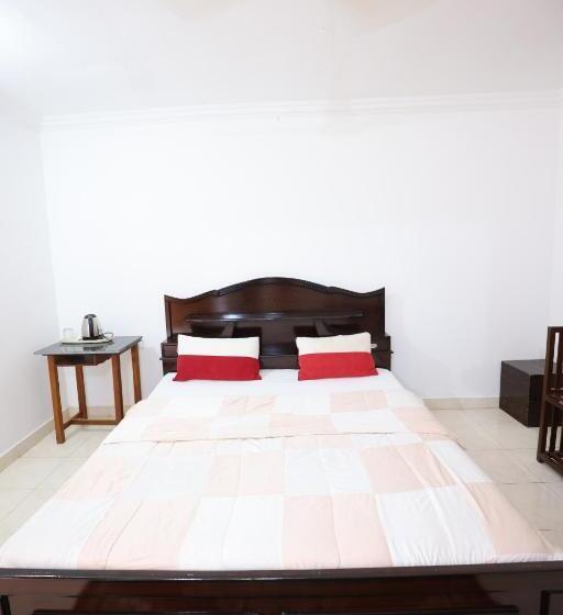 غرفة بريميوم رباعية, Nisarga Resort