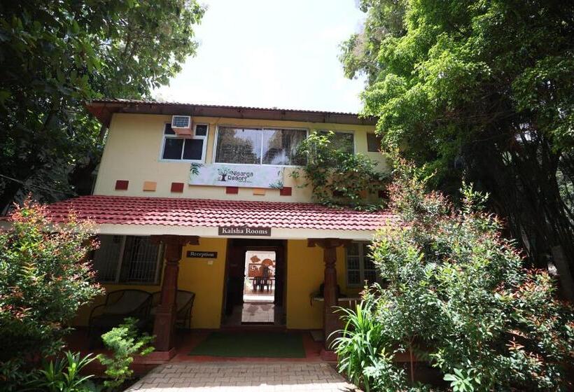 חדר פרמיום לארבעה, Nisarga Resort