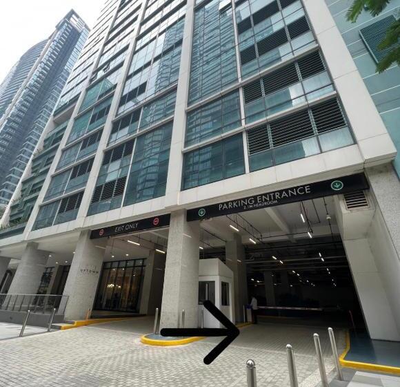 Студия Deluxe, La Palazzo   Across Uptown Mall & Grand Hyatt Bgc