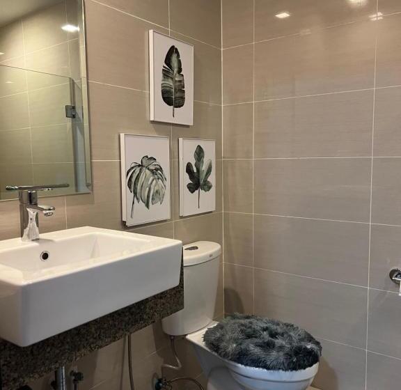 استودیوی لوکس, La Palazzo   Across Uptown Mall & Grand Hyatt Bgc