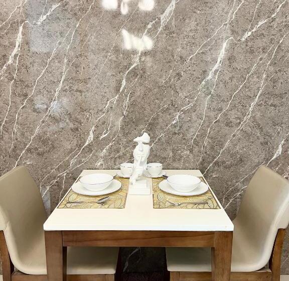 آپارتمان 1 خوابه, La Palazzo   Across Uptown Mall & Grand Hyatt Bgc