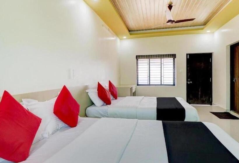 豪华家庭房间, Light House Beach Resort