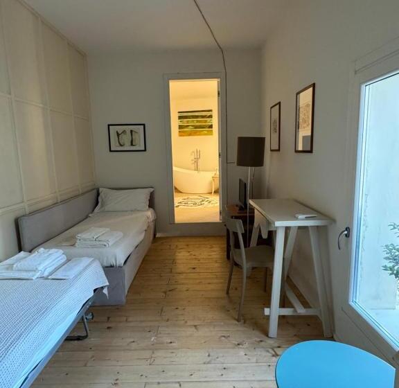 سوئیت با تخت بزرگ, Luleccio