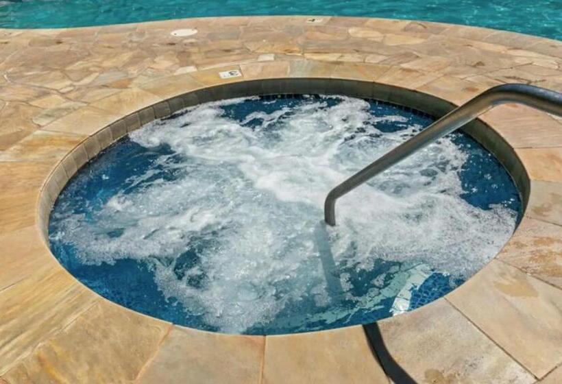 ビュー有りのスタンダードワンルーム, Prime Location! Walk To Beach, Shops & Dining!