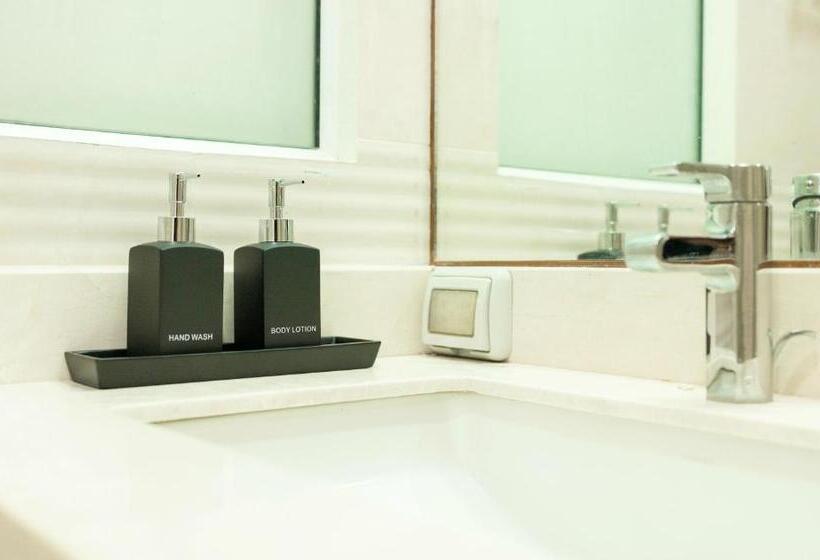 Cameră Deluxe cu Balcon, Rudi Condo By Q Conzept