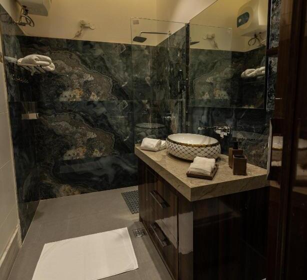 Camera Familiare, Victorian Elegance Luxury Stays