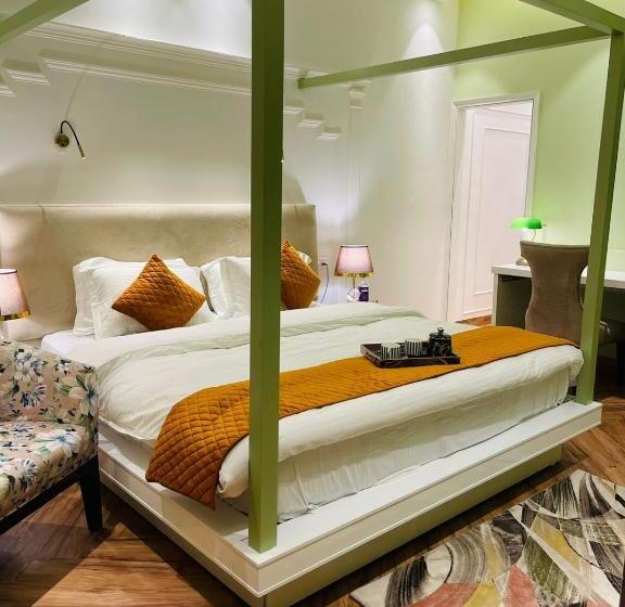 Camera Deluxe Letto King, Victorian Elegance Luxury Stays