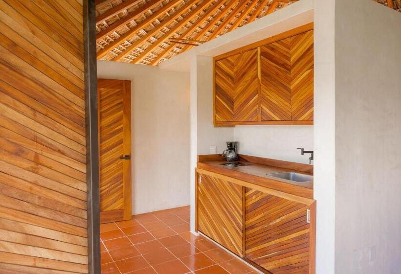 إستوديو قياسى سرير كينج, Aldea Mizúl