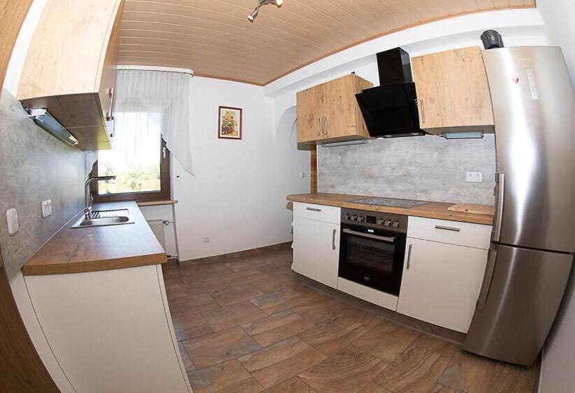 Апартаменты 3 Спальни, Gästehaus Lorz
