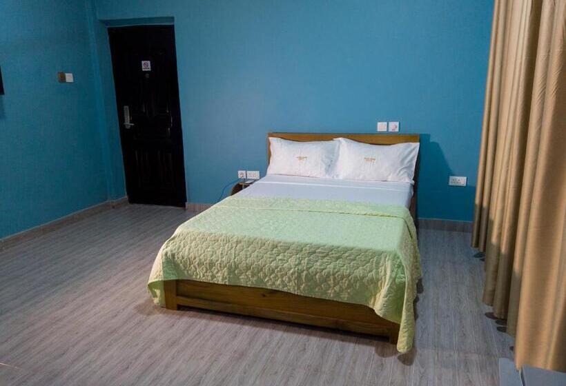 اتاق استاندارد, Jackie Grand