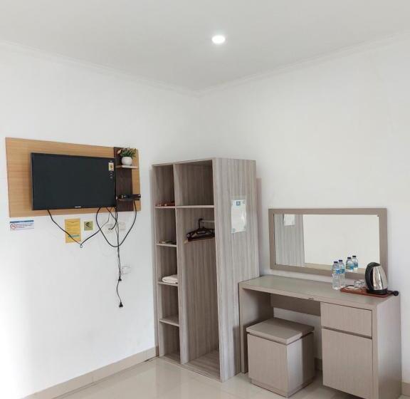 디럭스 룸, Savindra Residence Syariah Cibiru Near Krida Nusantara