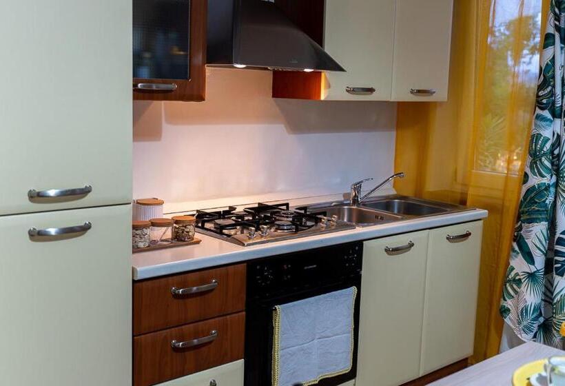 غرفة قياسية رباعية, Casa Vacanze Lachesi