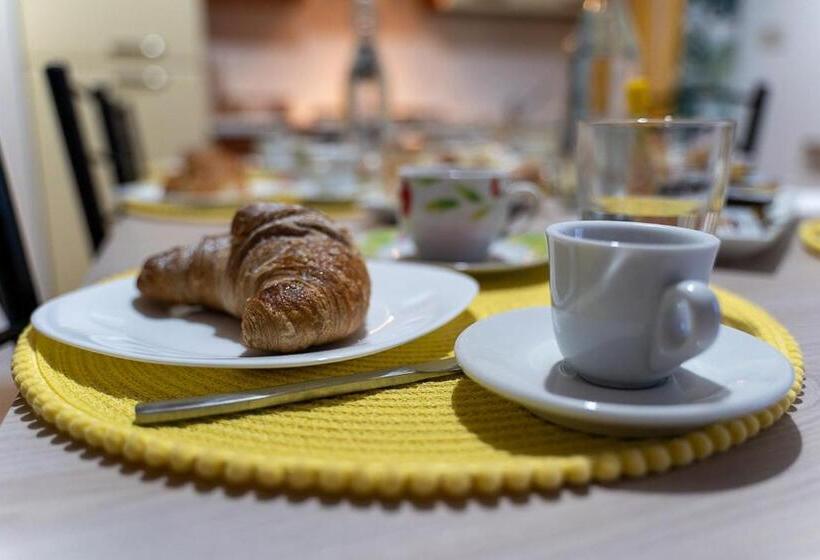اتاق استاندارد چهار تخته, Casa Vacanze Lachesi