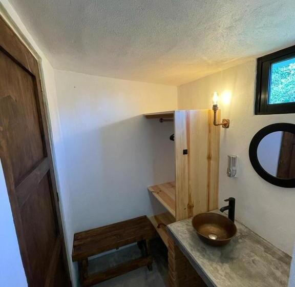 חדר סטנדרט, Hostal La Roca