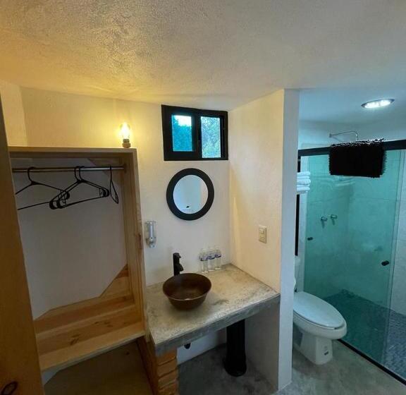 חדר סטנדרט שתי מיטות זוגיות, Hostal La Roca