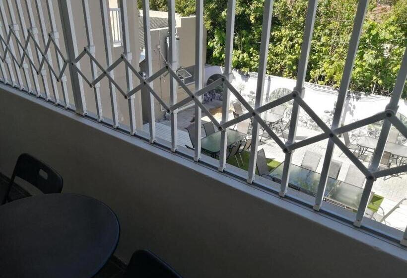 סוויטה אקזקיוטיב, Two Lions Guesthouse