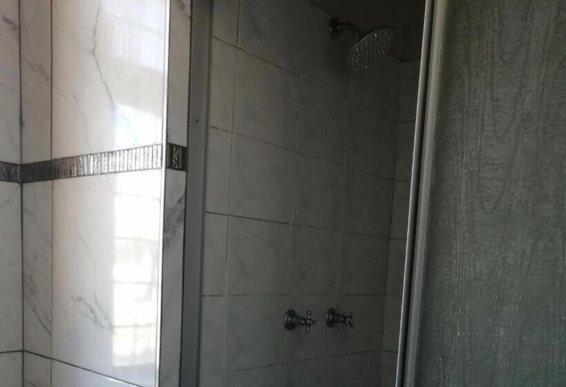 Номер Стандарт, Two Lions Guesthouse