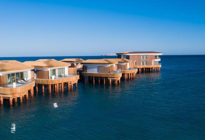 بانگلوی سوپریور, Tawila Island Resort