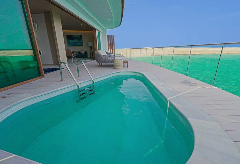 بانگلوی لوکس, Tawila Island Resort