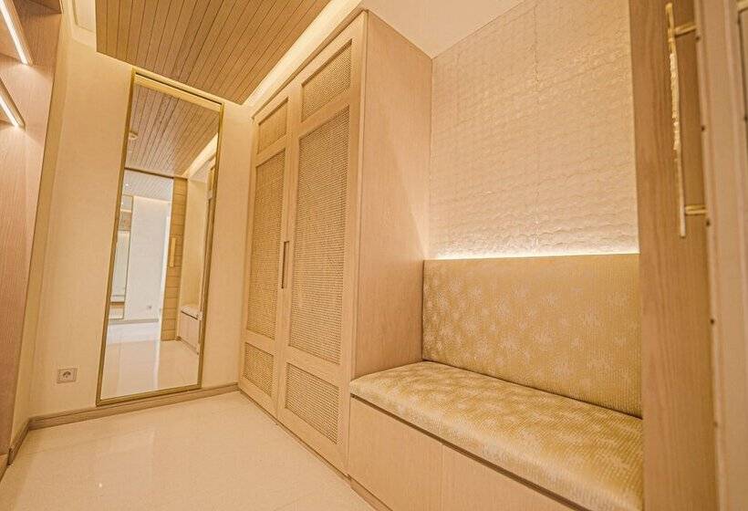 بانگلوی لوکس, Tawila Island Resort