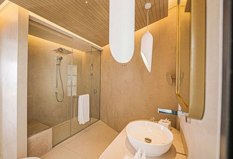 بانگلوی لوکس, Tawila Island Resort