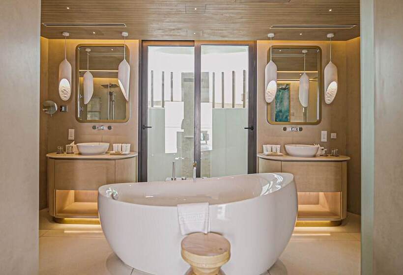 بانگلوی لوکس, Tawila Island Resort