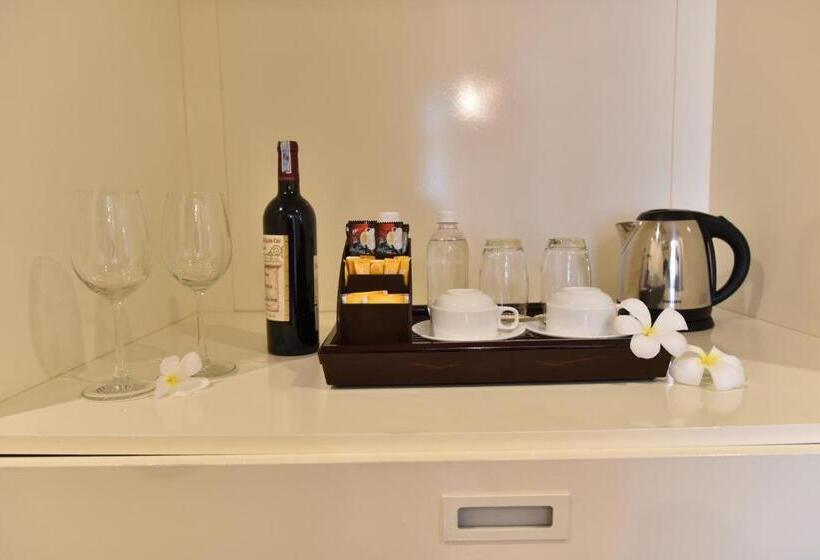 اتاق لوکس یک تخته, Hidden Mansions Saigon Resort