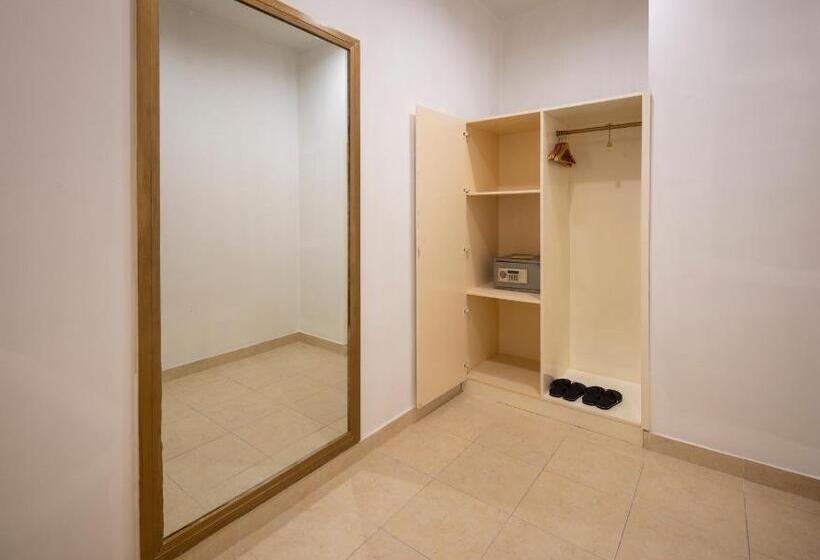 سوییت جونیور با بالکن, Hidden Mansions Saigon Resort