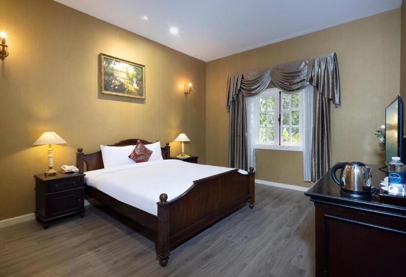 سوییت اجرایی, Hidden Mansions Saigon Resort