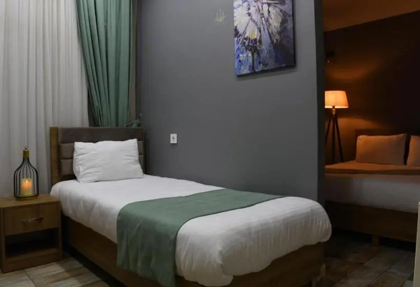 Perhehuone, Cibali Hotel Istanbul