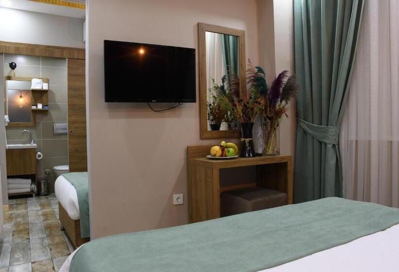 חדר משפחתי, Cibali Hotel Istanbul