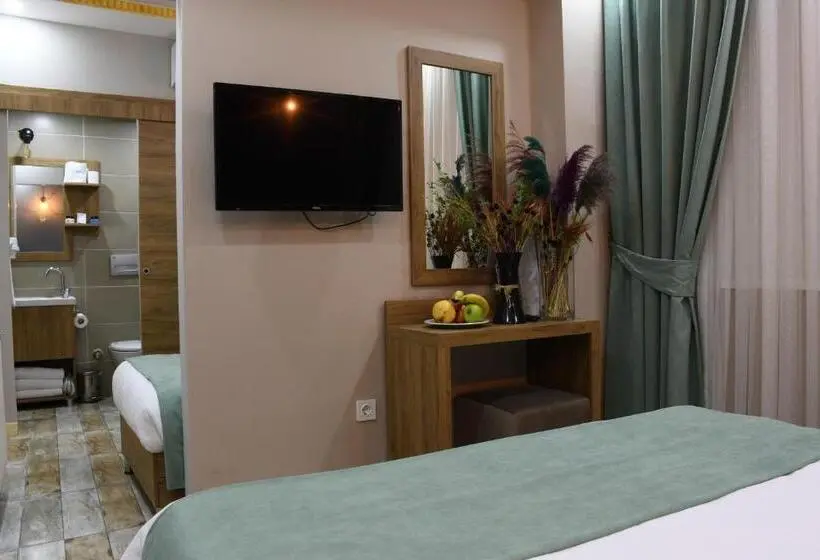 Perhehuone, Cibali Hotel Istanbul