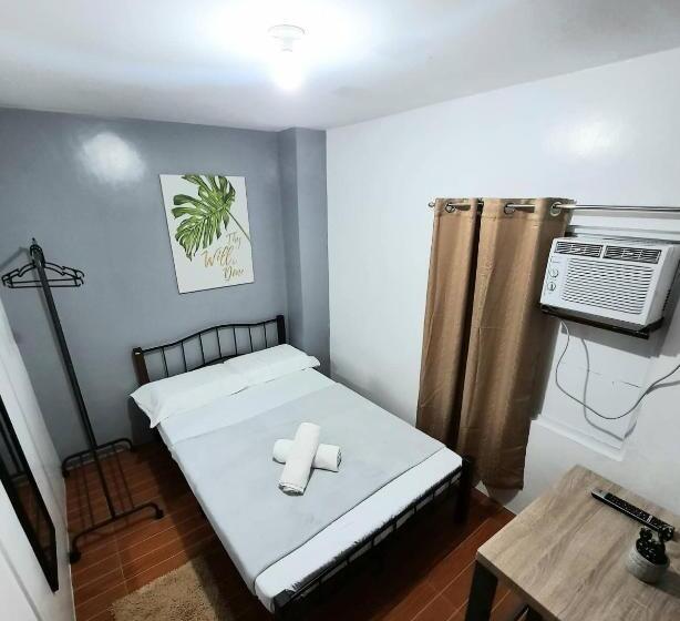 Chambre Economy, Studio Type Unit   Host Homes Apitong