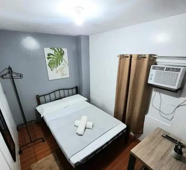エコノミールーム, Studio Type Unit   Host Homes Apitong