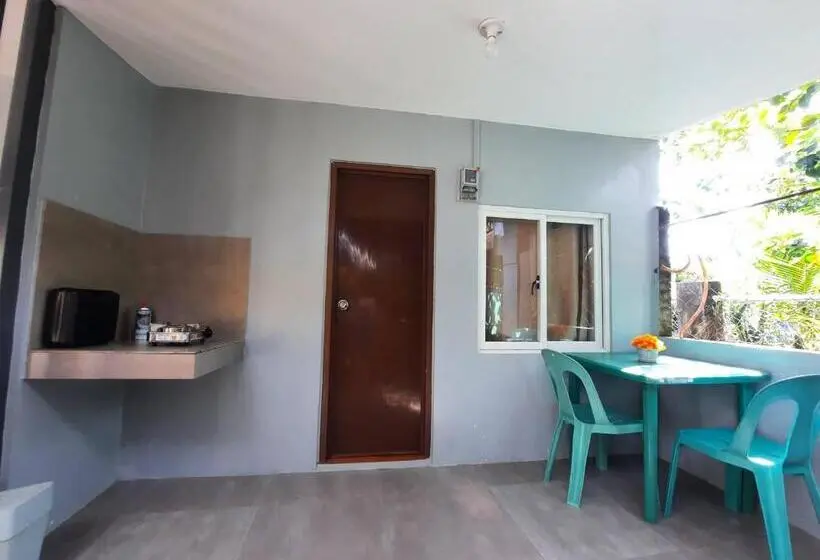 エコノミールーム, Studio Type Unit   Host Homes Apitong