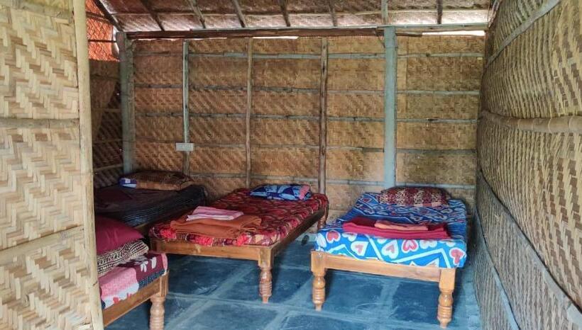 اتاق استاندارد با بالکن, Om Home Hampi