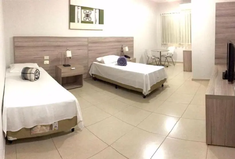 Standardzimmer, Renascer Ltda