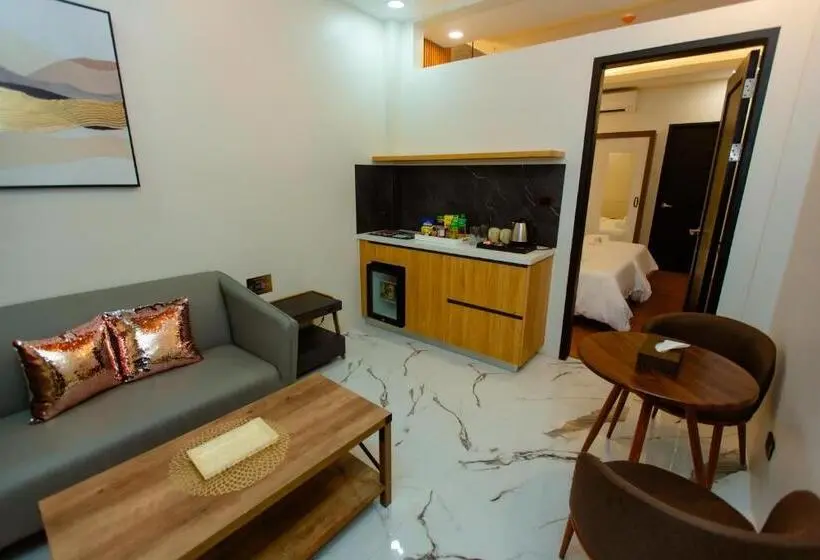 Deluxe Zimmer, Rockfort