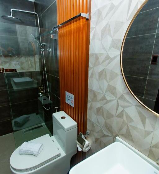 اتاق استاندارد, Rockfort