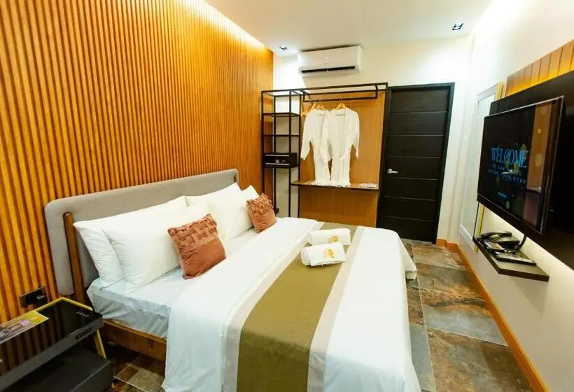 Executive Suite, Rockfort